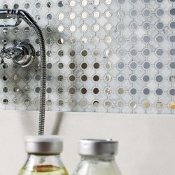 Mosaico vetroso parete bagno