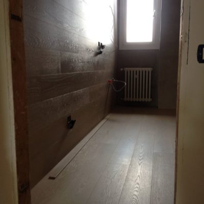 Rovere sbiancato e microcemento 5