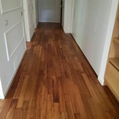 posa parquet iroko