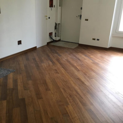 posa parquet a correre