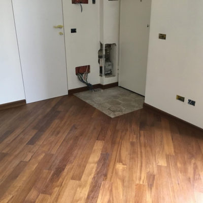 posa parquet pavimento