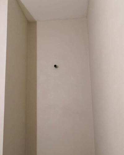 pareti appartamento in microcemento