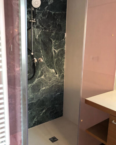 box doccia in microcemento milano