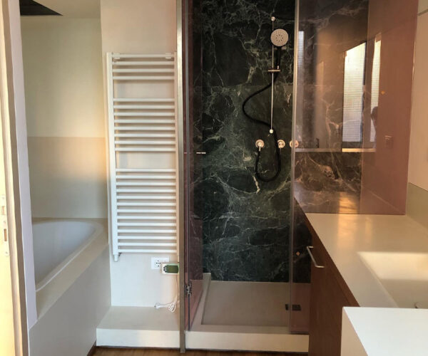 microcemento pareti bagno a milano